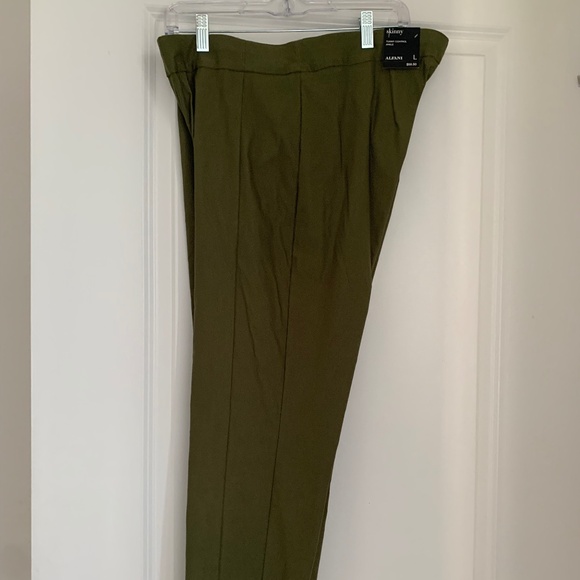 Women’s pants -Large, Size 12 - Picture 1 of 3